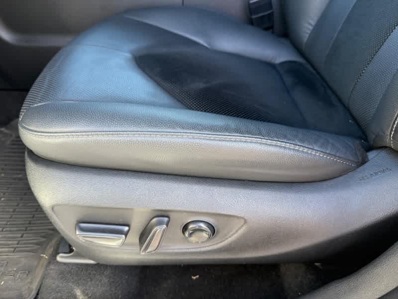 2024 Toyota Grand Highlander Limited - Photo 26