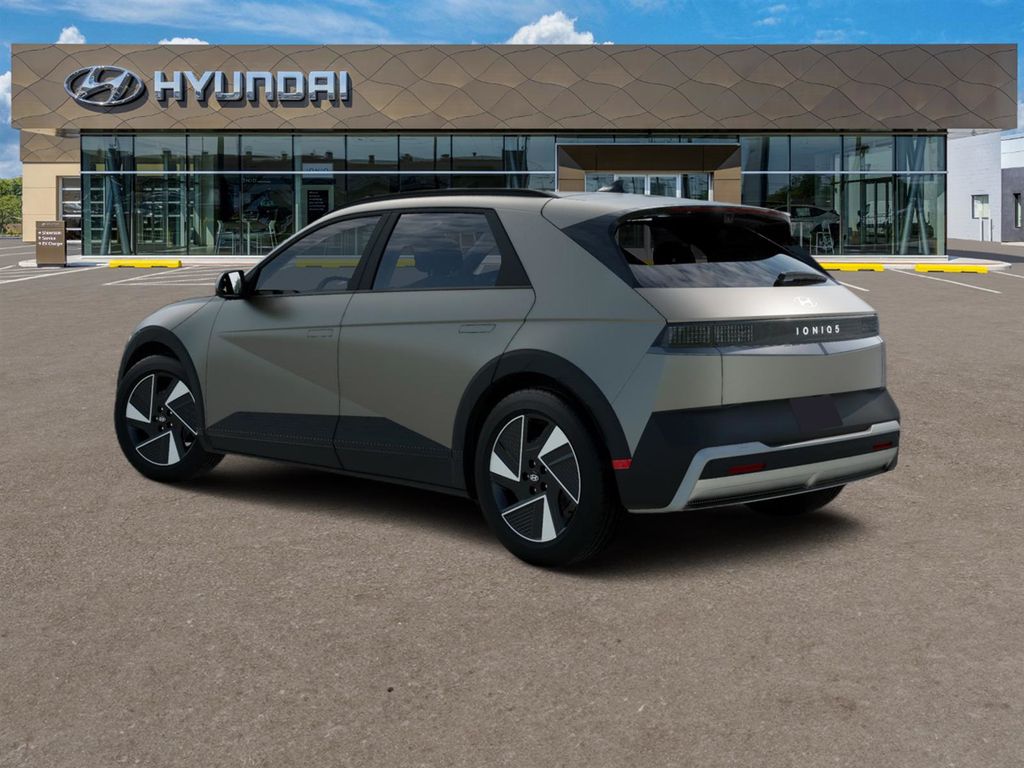 2025 Hyundai Ioniq 5 SEL photo 4