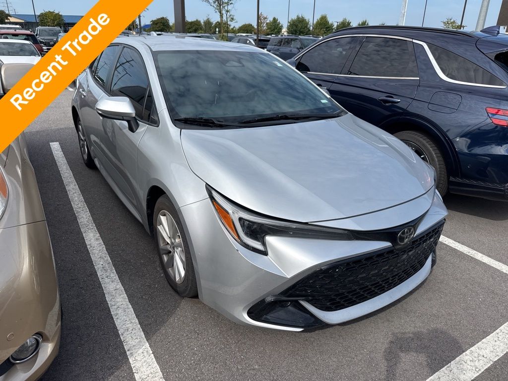 2023 Toyota Corolla SE photo 2