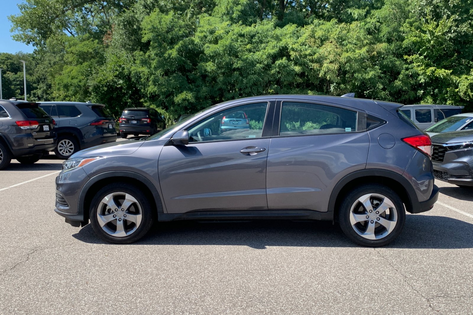 2020 Honda HR-V LX photo 2