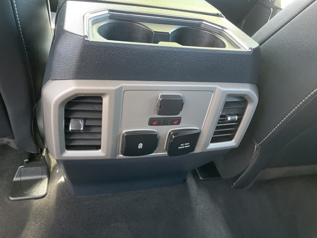 2022 Ford F-250 Lariat photo 8