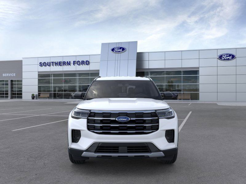 2025 Ford Explorer photo 5