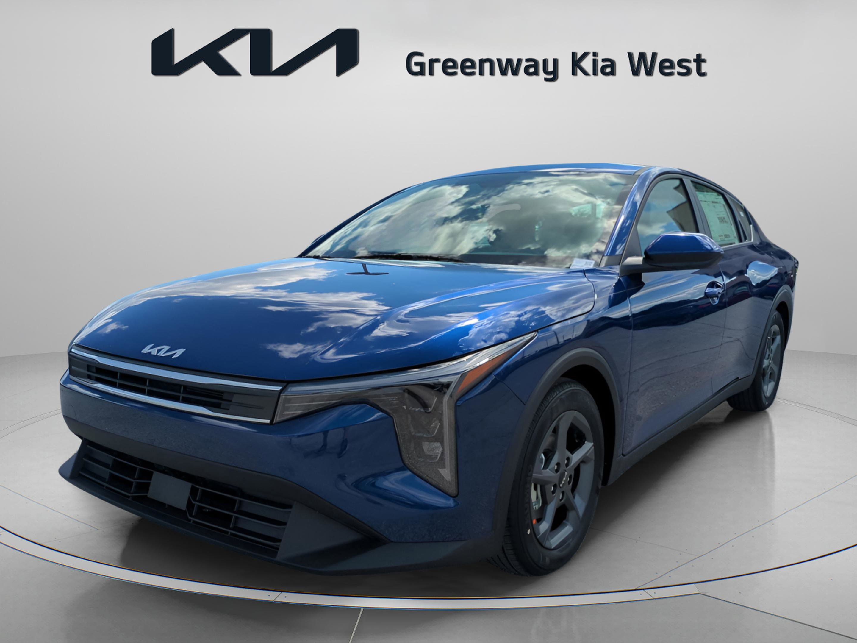 2025 Kia K4 LXS photo 3