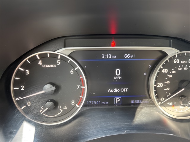 2020 Nissan Altima 2.5 SR photo 20