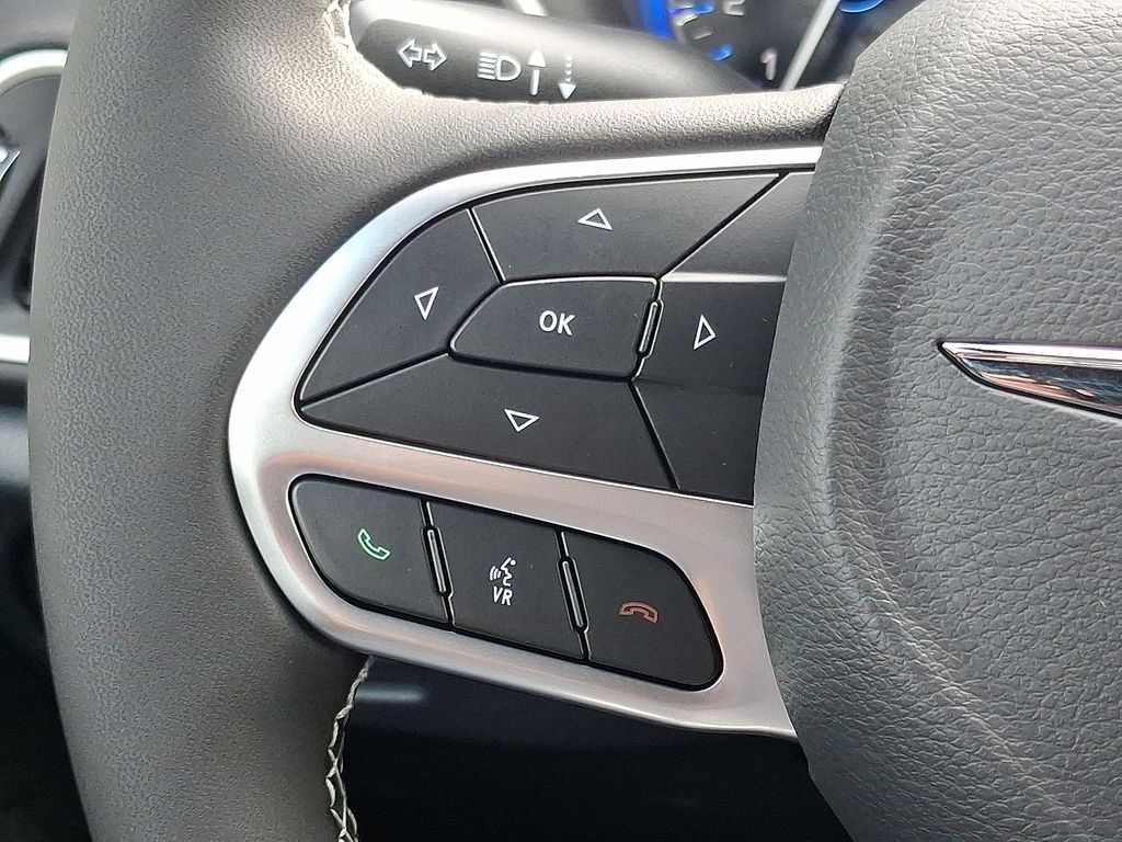 2026 Chrysler Voyager LX photo 14