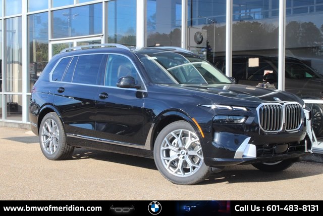 2026 BMW X7 40i's photo