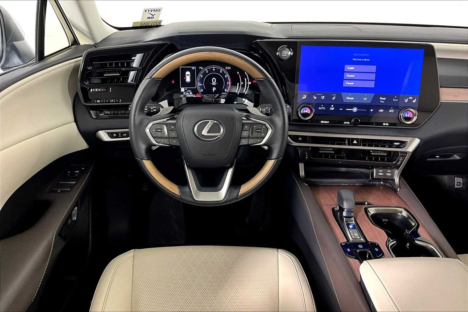 2024 Lexus RX Premium photo 4