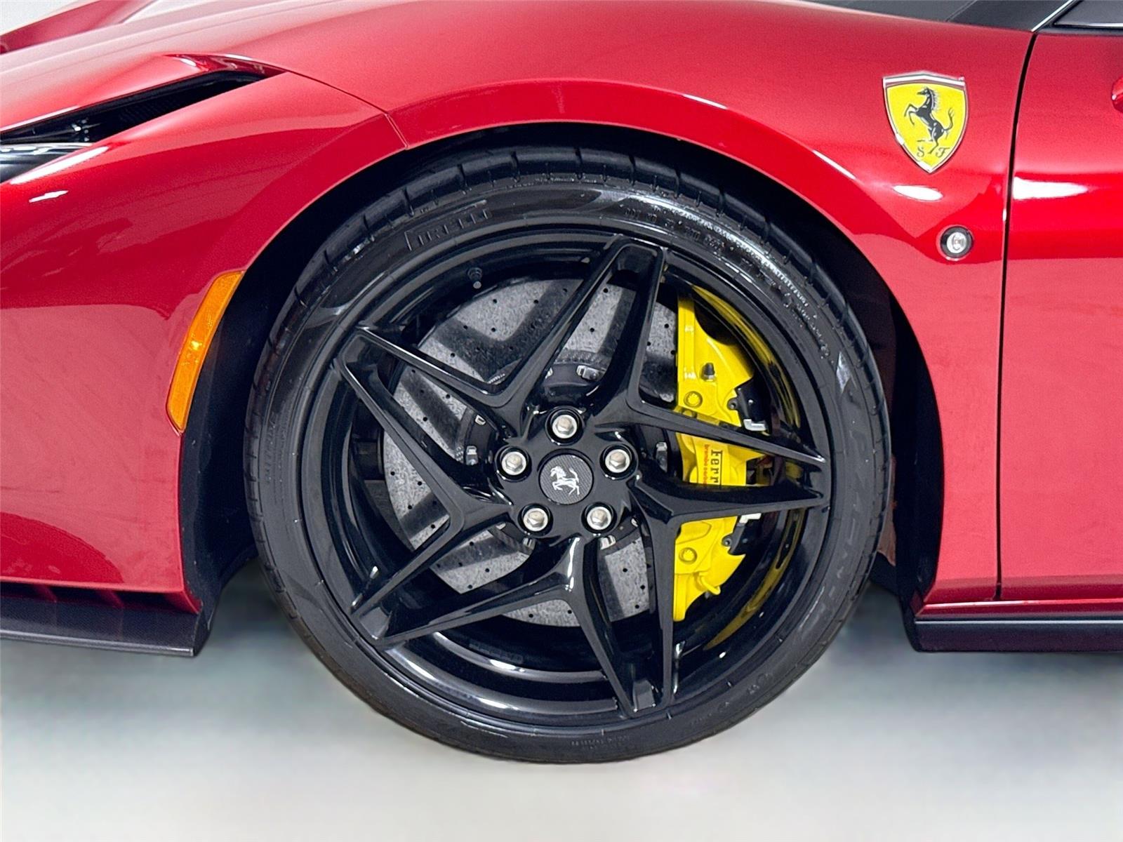 2022 Ferrari F8 Spider Base photo 35