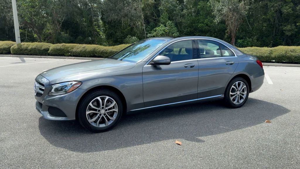 2017 Mercedes Benz C 300 4MATIC photo 4