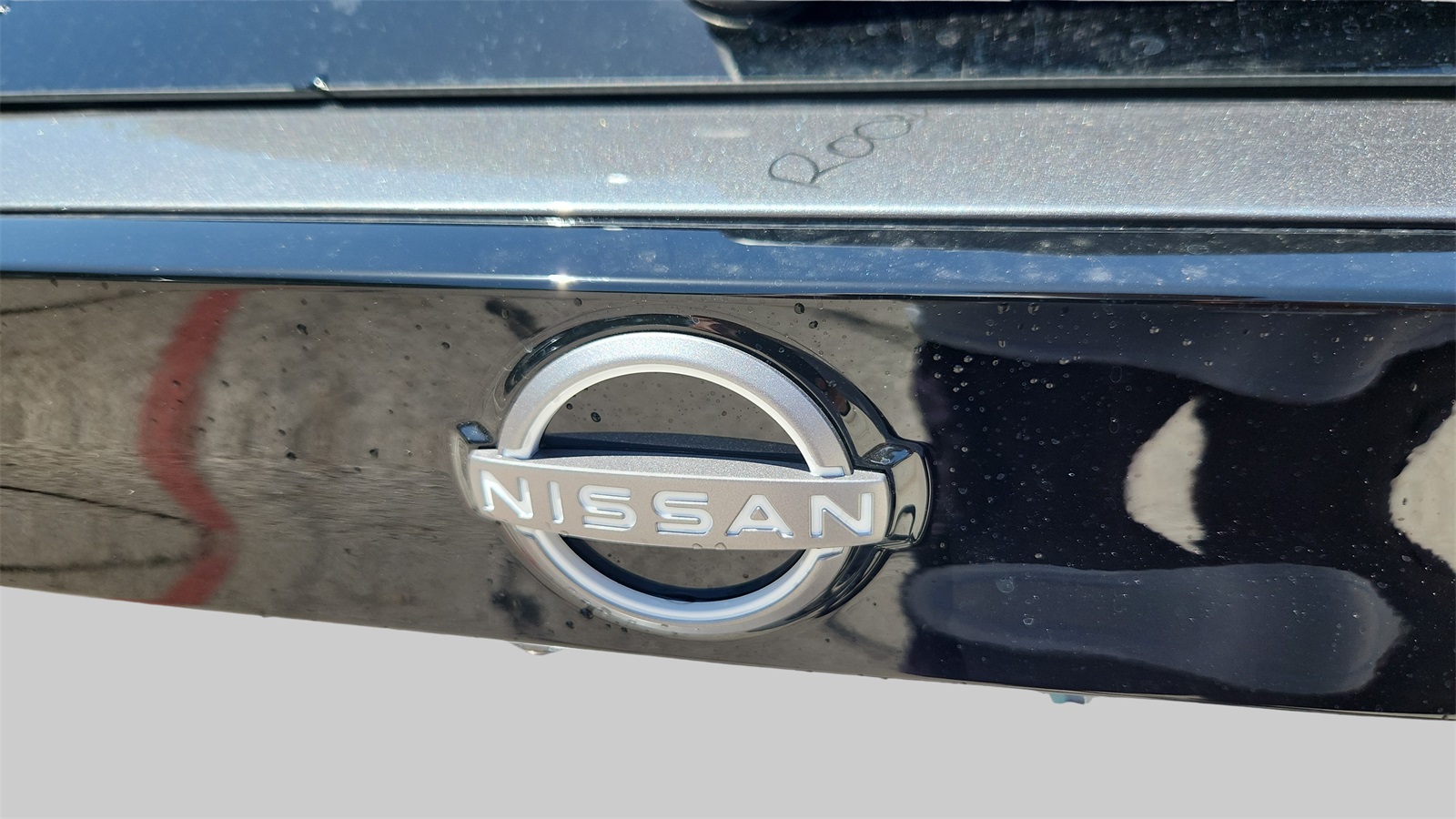 2025 Nissan Kicks SV photo 18