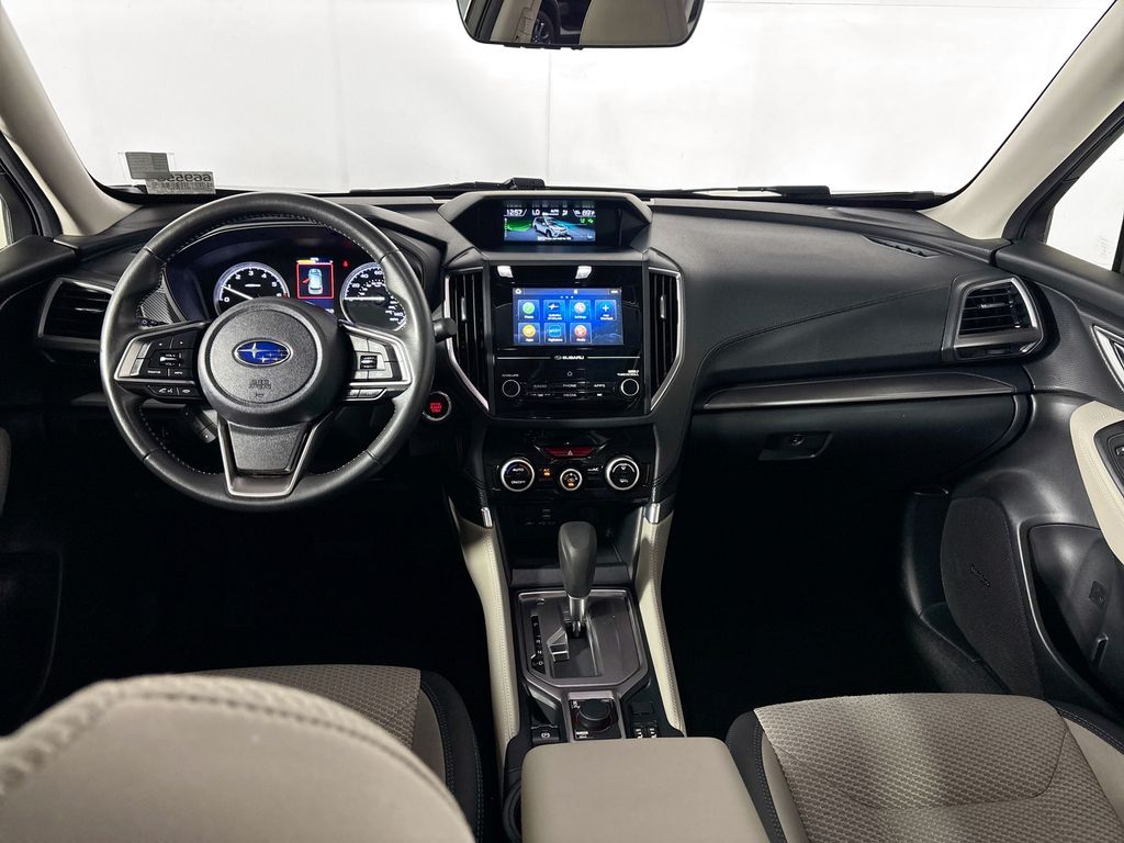 2024 Subaru Forester Premium photo 10