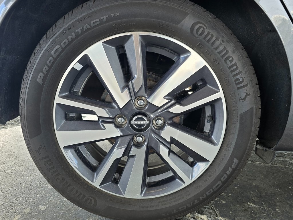 2023 Nissan Versa S photo 35