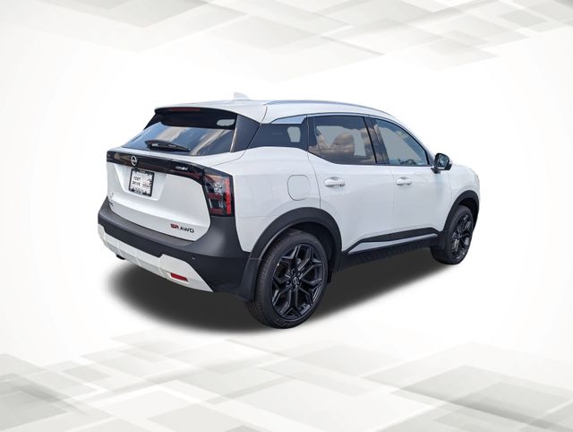 2025 Nissan Kicks SR photo 3