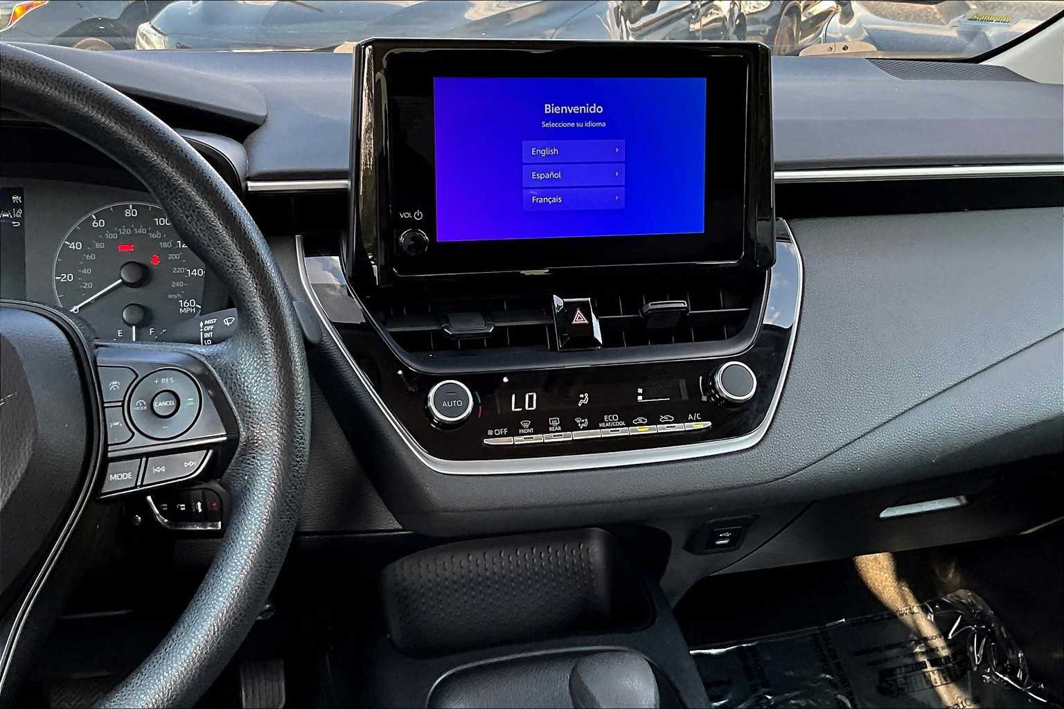 2024 Toyota Corolla LE photo 5