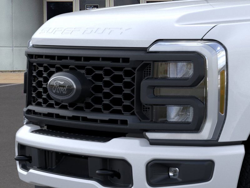 2025 Ford F-350 Lariat photo 17