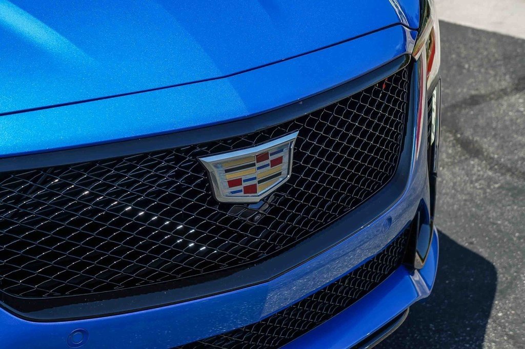 2026 Cadillac CT5 V photo 9