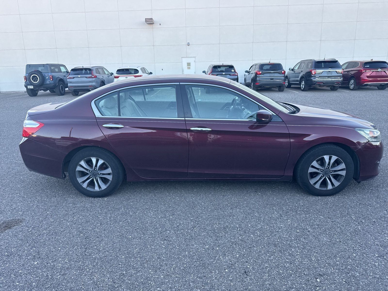 Used 2015 Honda Accord LX with VIN 1HGCR2F33FA269212 for sale in Kingman, AZ