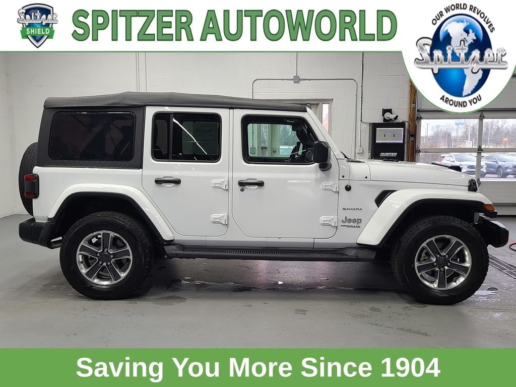 2021 Jeep Wrangler Unlimited Sahara photo 4