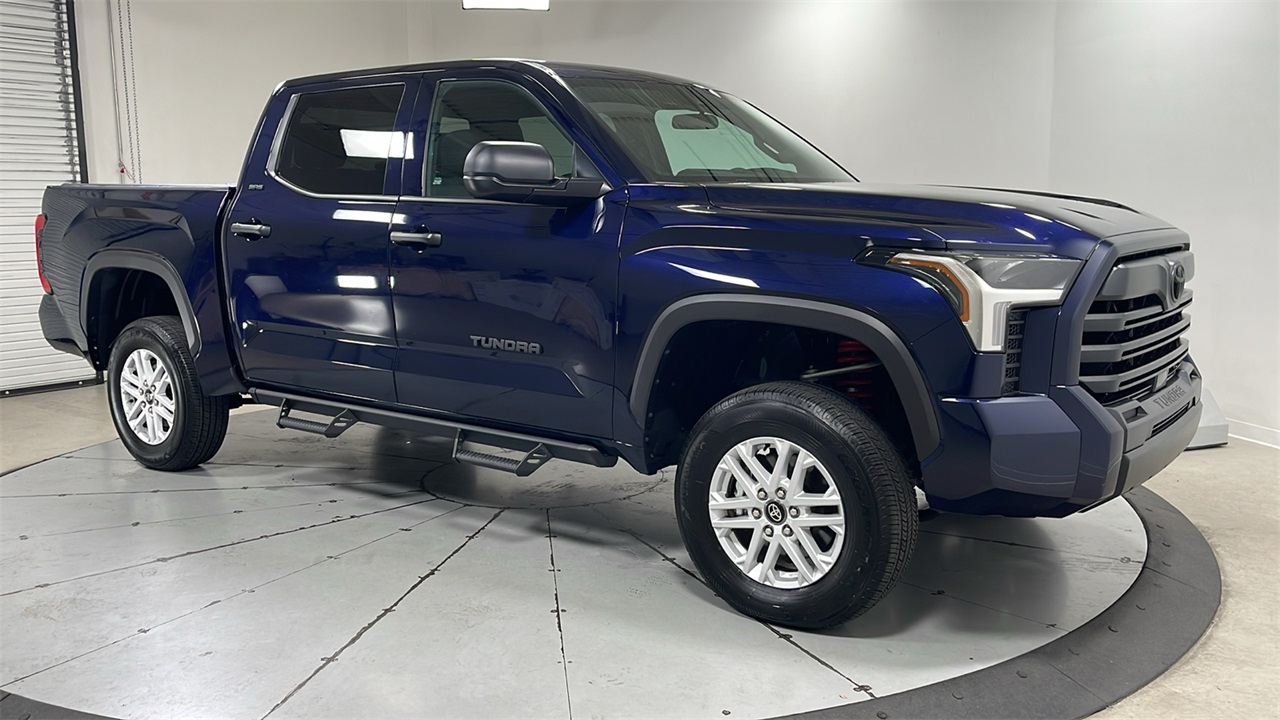 2025 Toyota Tundra SR5 photo 3