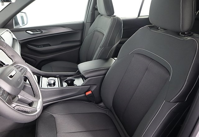 2025 Jeep Grand Cherokee Laredo photo 11