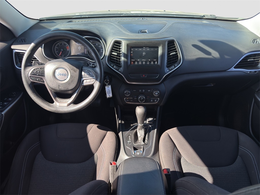 2019 Jeep Cherokee Latitude photo 14