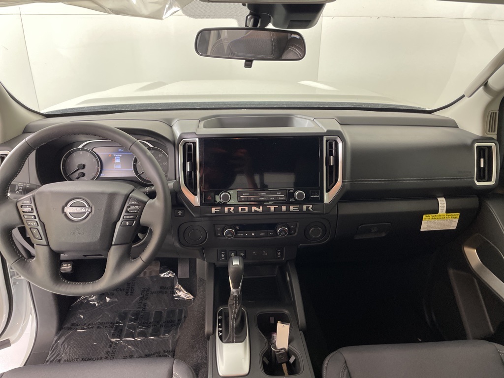 2025 Nissan Frontier SV photo 34