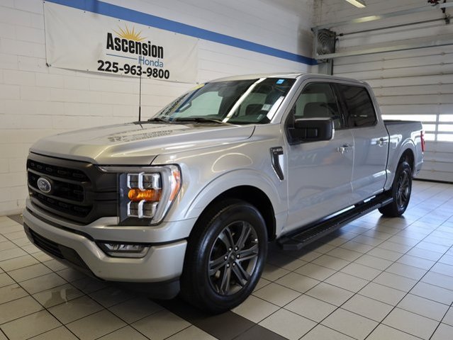 2023 Ford F-150 XLT photo 2