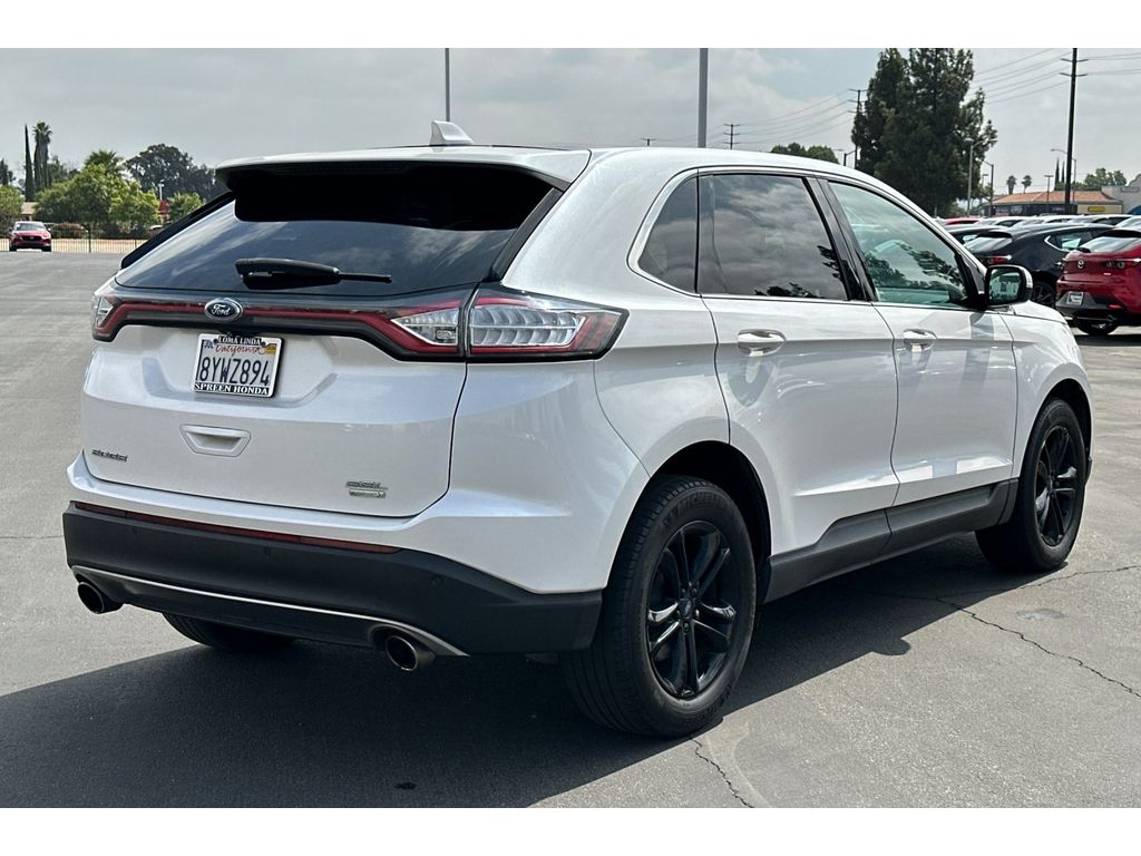 2018 Ford Edge SEL photo 6