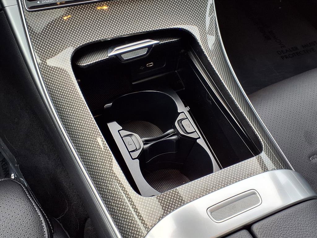 2023 Mercedes Benz C 300 photo 7
