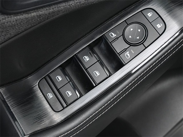 2023 Nissan Rogue SV photo 11