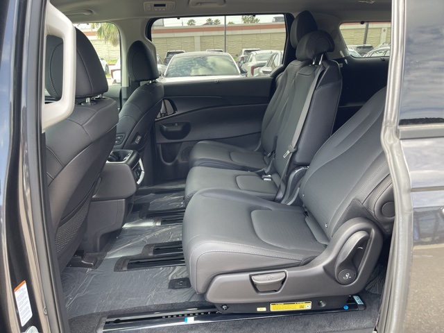 2026 Kia Carnival SX Prestige photo 17