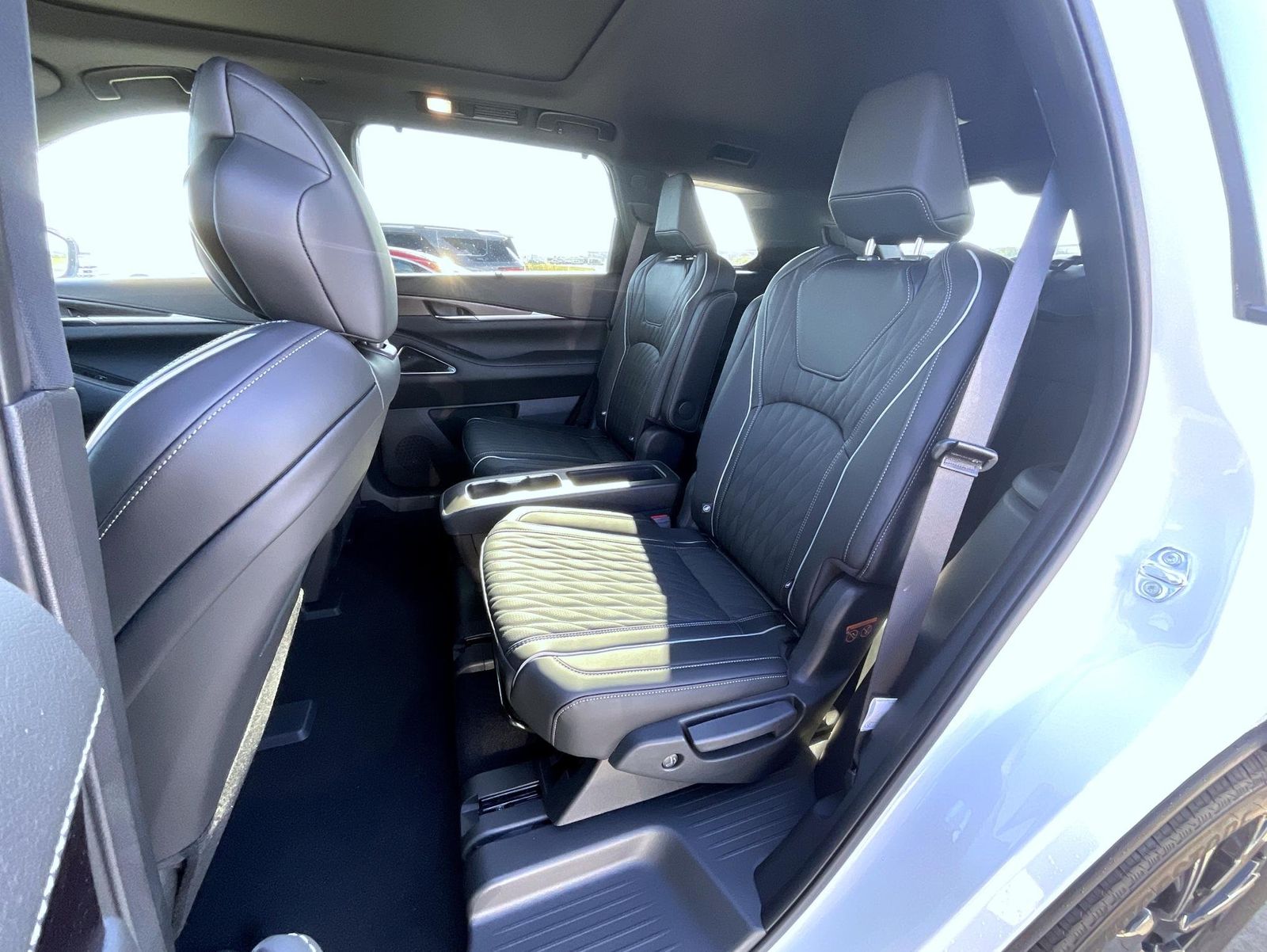 2026 Infiniti QX60 Autograph AWD photo 10