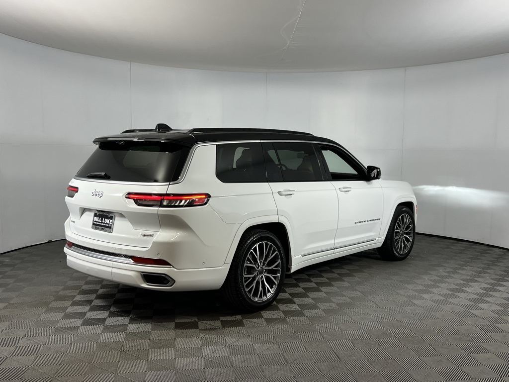 2024 Jeep Grand Cherokee L Summit Reserve photo 2