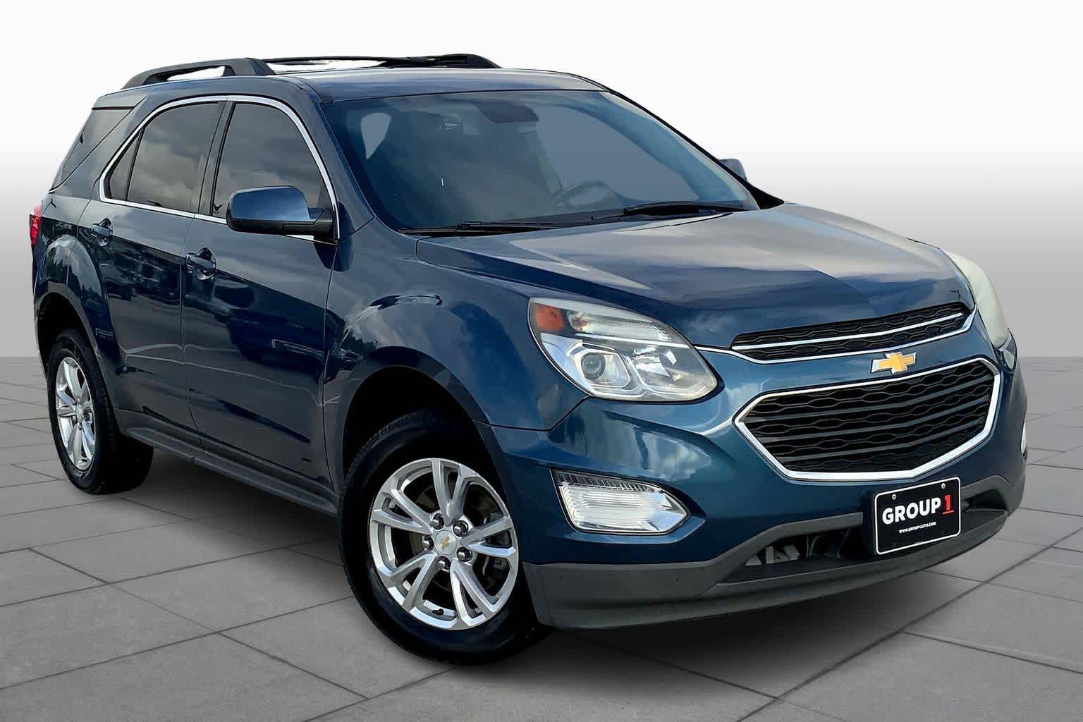 2016 Chevrolet Equinox LT photo 2