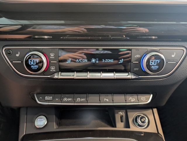 2018 Audi Q5 2.0T Premium Plus photo 18