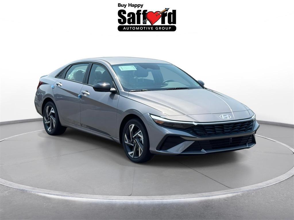 2025 Hyundai Elantra Blue's photo