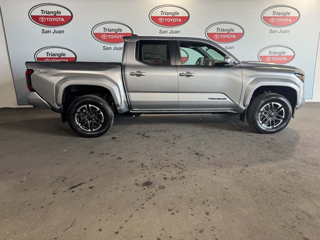 2025 Toyota Tacoma photo 4