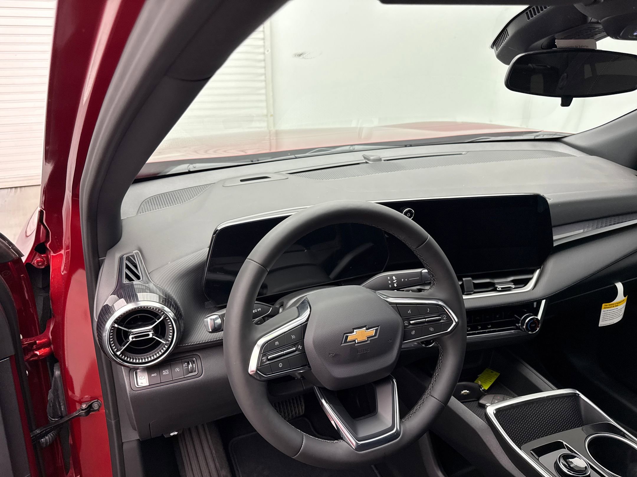 2026 Chevrolet Equinox LT photo 4