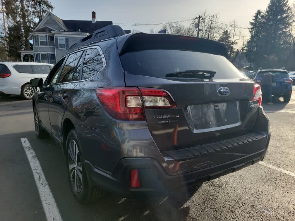 2019 Subaru Outback Limited photo 4