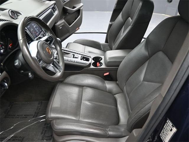 2018 Porsche Macan Base photo 4