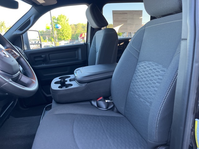 2025 Ram 2500 Tradesman photo 7