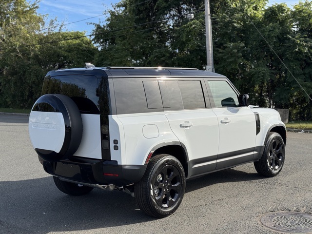 2026 Land Rover Defender 110 S photo 3