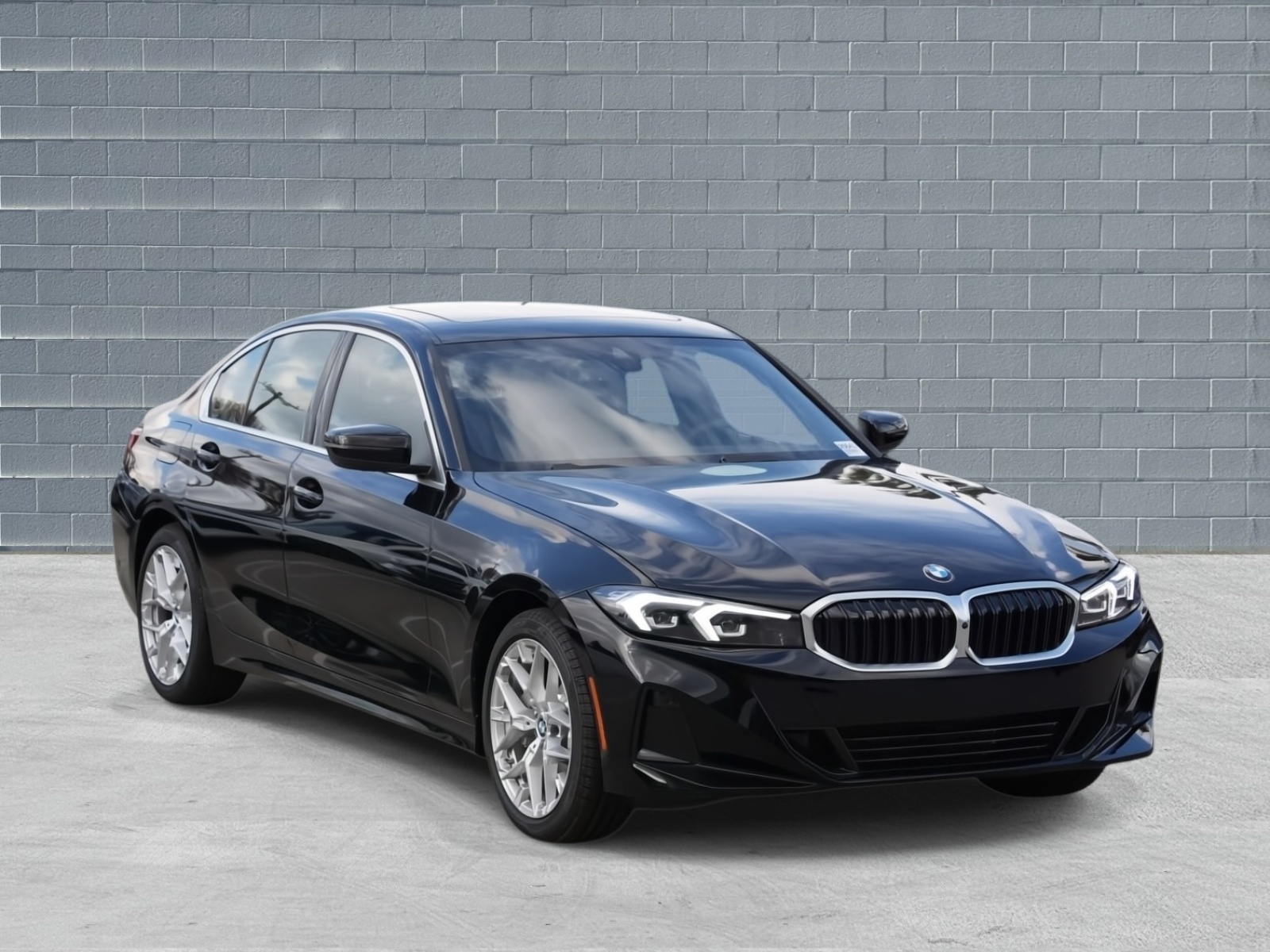 2026 BMW 3 Series 330i's photo