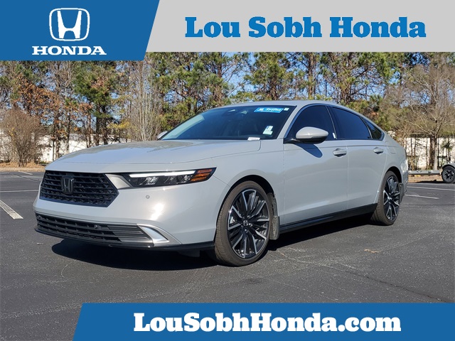 2024 Honda Accord Hybrid Touring's photo