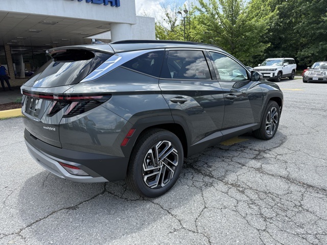 2025 Hyundai Tucson Hybrid Limited photo 3