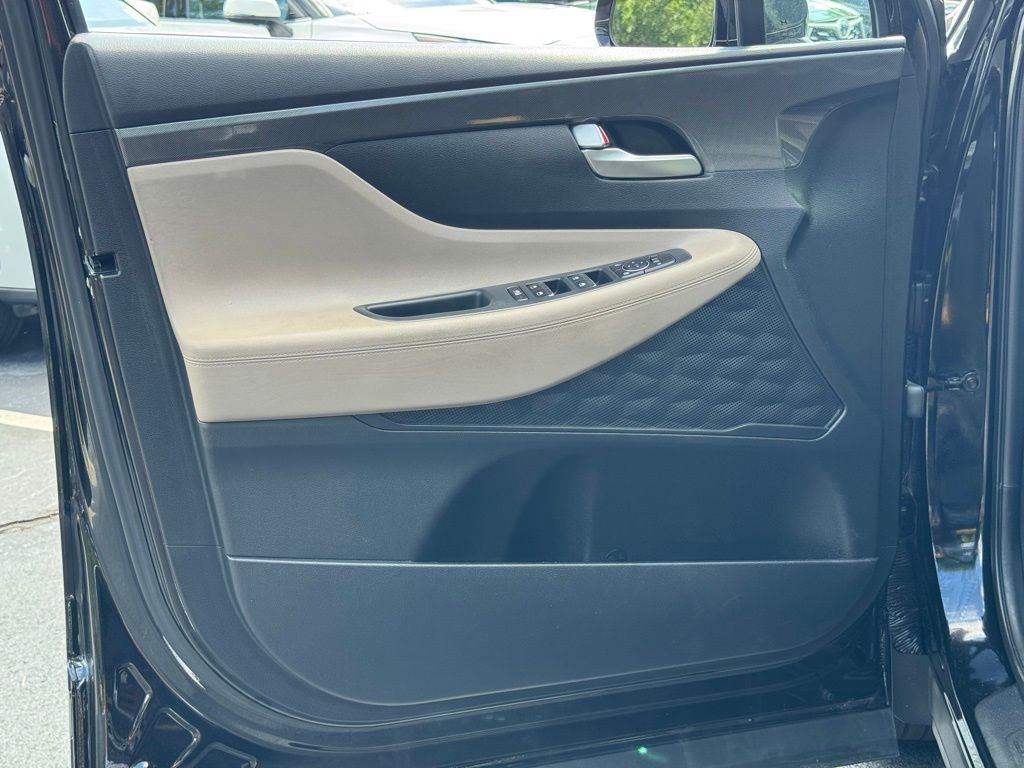 2021 Hyundai Santa Fe SEL Convenience photo 17
