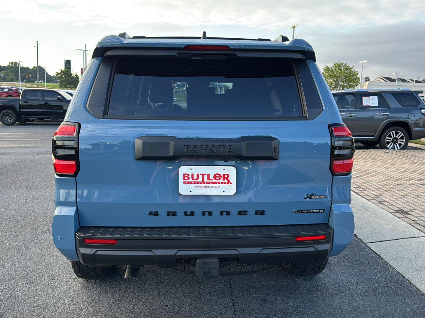 2025 Toyota 4Runner TRD Off-Road photo 4