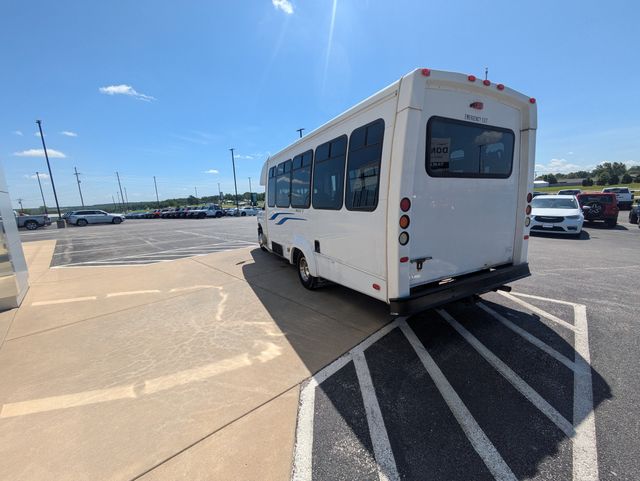 2012 Ford E-350 photo 3