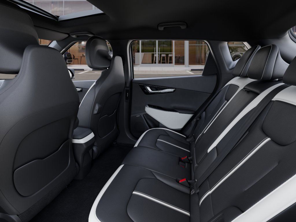 2025 Kia EV6 GT-Line photo 18