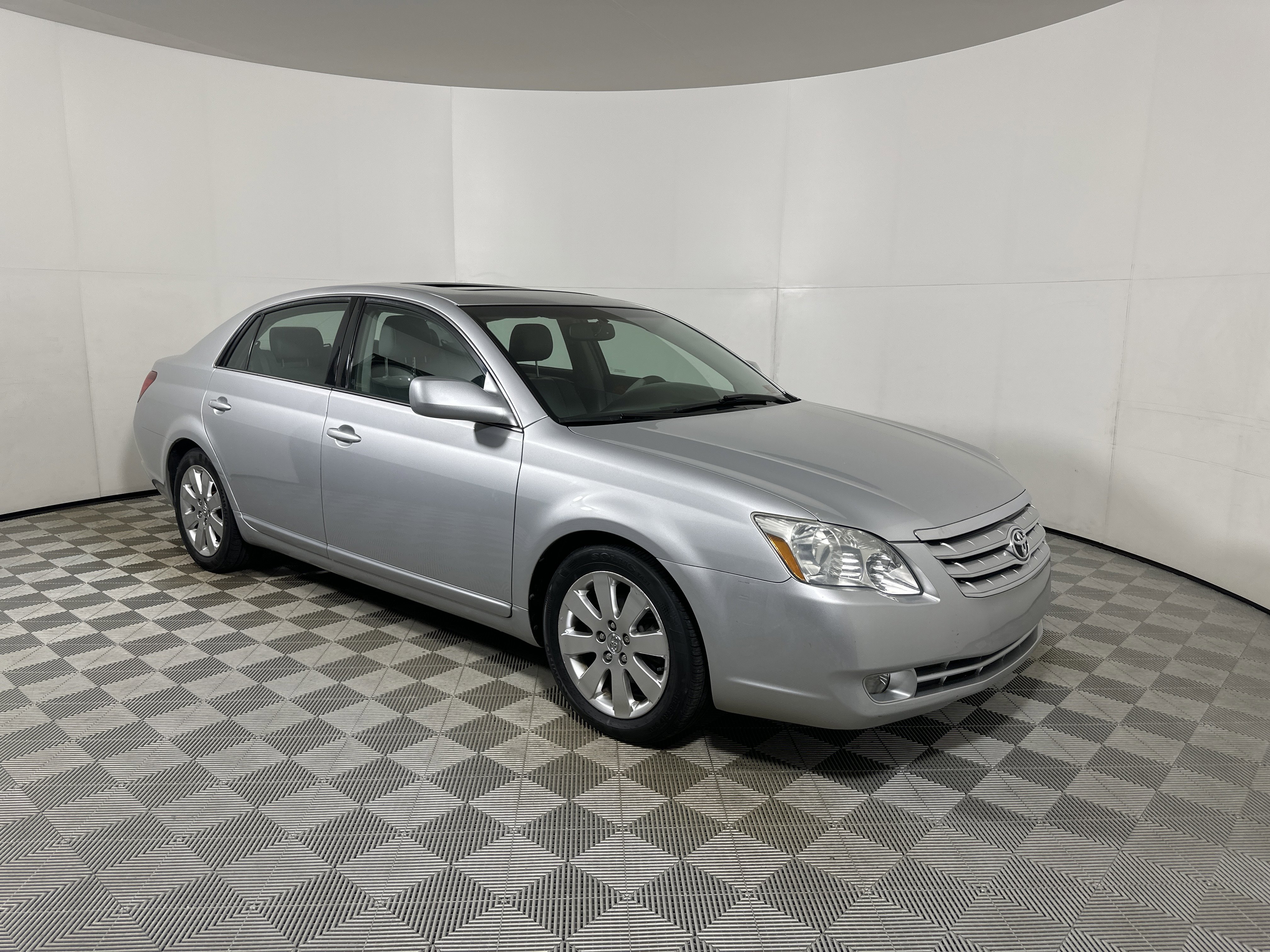 2006 Toyota Avalon XLS